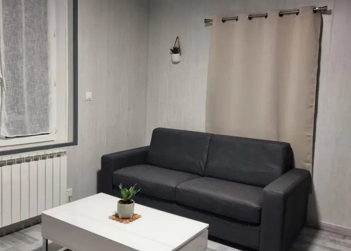 Quai 1 Voie A Parking Gratuit *